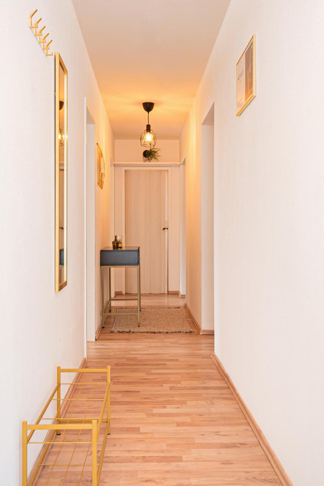 Smart Home - Wuppertal - Perfect For 6 Guests - Central - Netflix - Schwebebahn - Free Parking Zone Luaran gambar